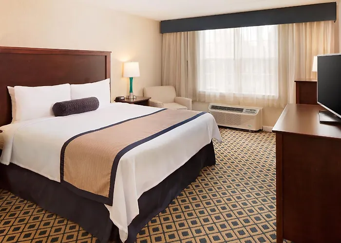 Westford Regency Inn & Conference Center