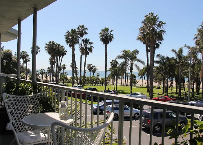 Bayside Hotel