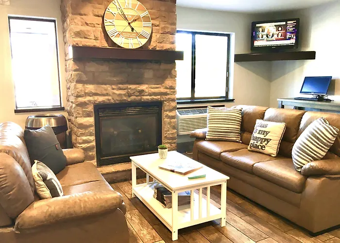 Days Inn & Suites By Wyndham Traverse City