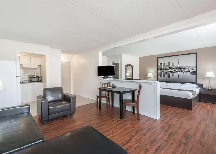 Super 8 By Wyndham Cambridge/Kitchener/Waterloo Area