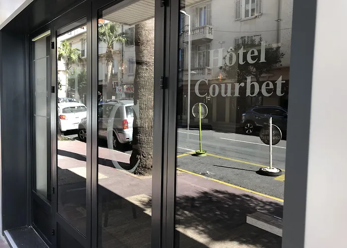 Hotel Courbet Juan-les-Pins