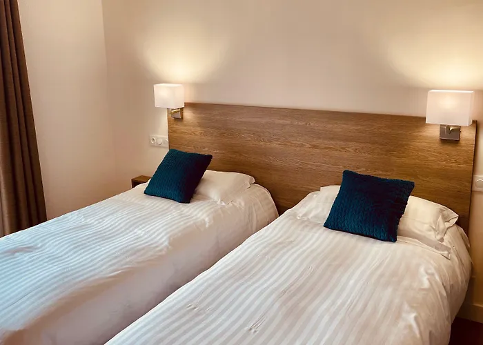 Hotel Courbet Juan-les-Pins