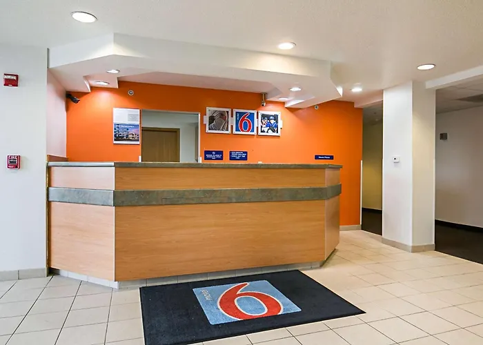 Motel 6-Sycamore, Il