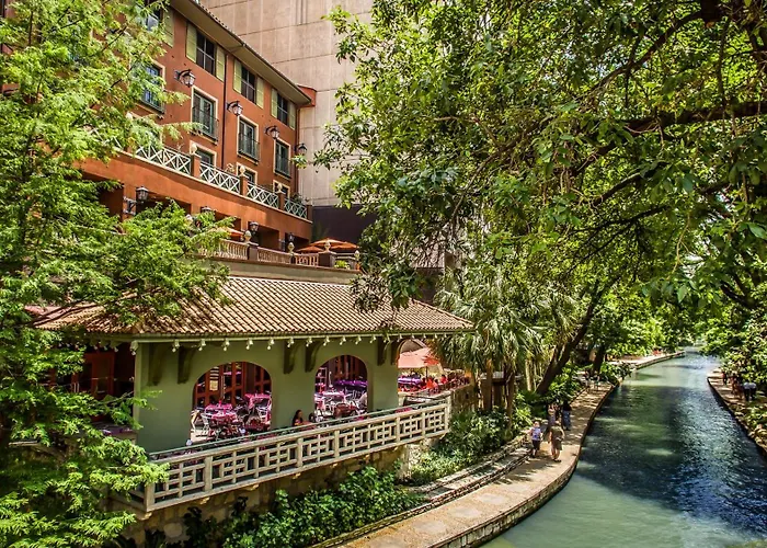 Hotel Valencia Riverwalk