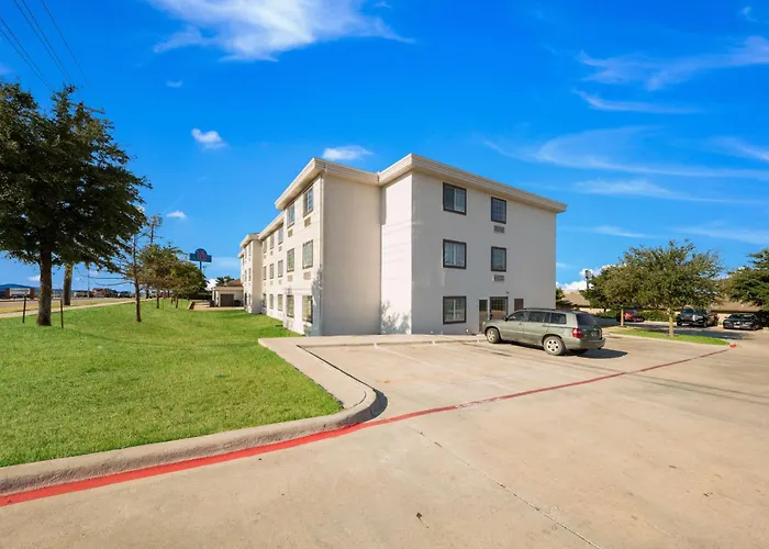 Motel 6-, Tx