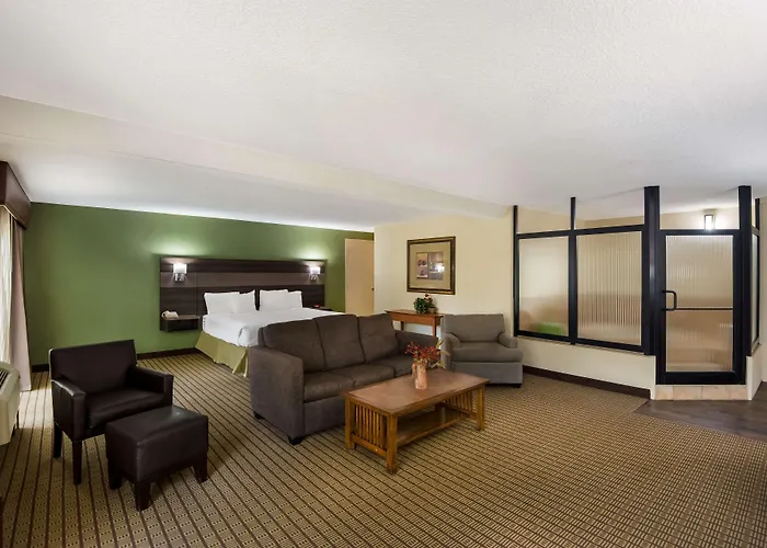Best Western Prairie Inn & Conference Center Galesburg