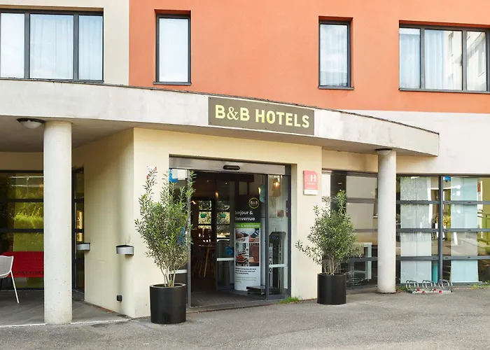 B&B HOTEL Vélizy Est