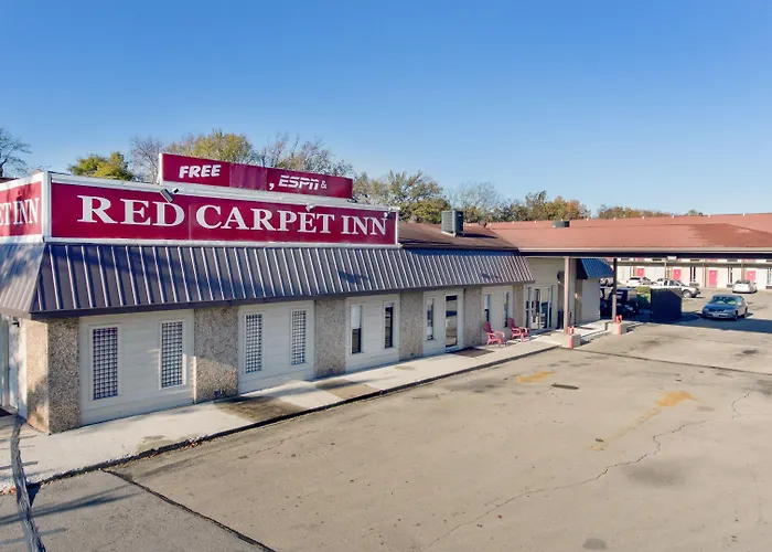 Red Carpet Inn - Louisville