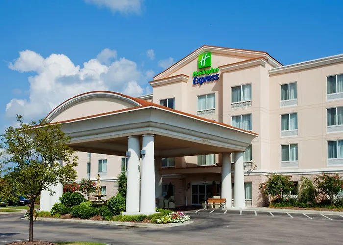 Holiday Inn Express Hotel & Suites - Concord By Ihg