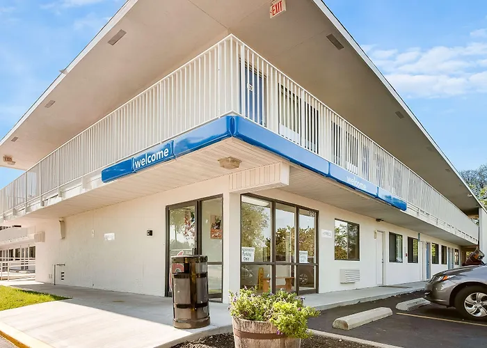 Motel 6-Lenexa, Ks - Kansas City Southwest