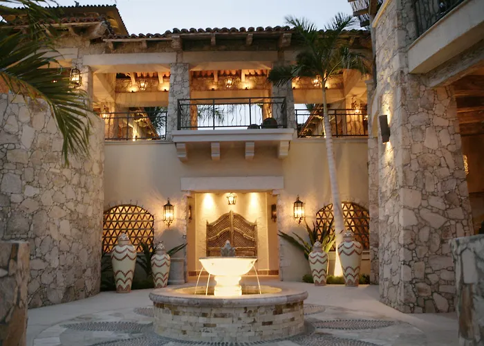 Hacienda Beach Club&Residences