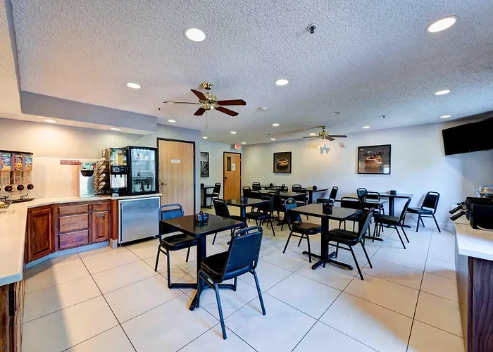 Surestay Plus Hotel By Best Western Redding
