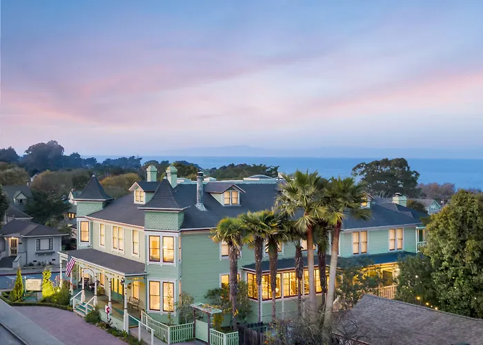 Centrella Hotel, A Kirkwood Collection Hotel