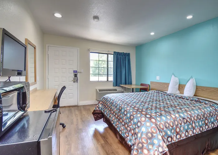 Vagabond Inn Buttonwillow North I-5