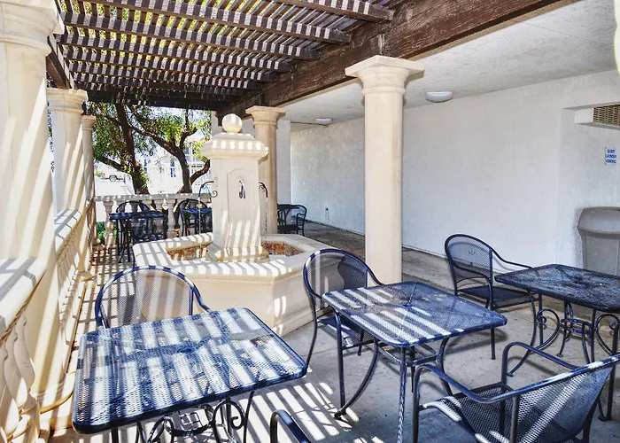 Vagabond Inn Buttonwillow North I-5
