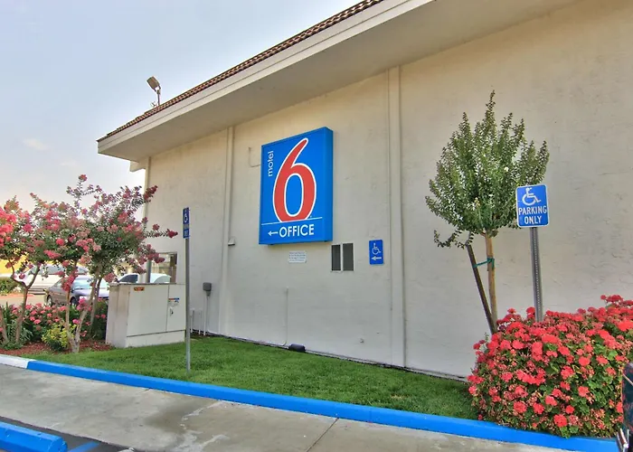 Motel 6-, Ca - Old North