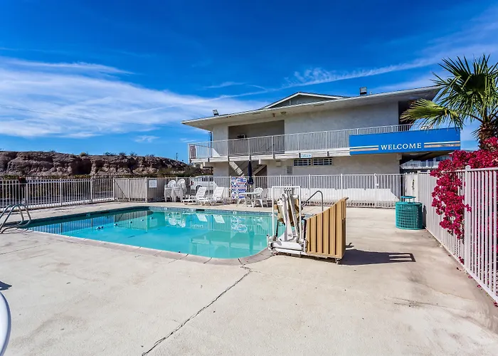 Motel 6-, Ca