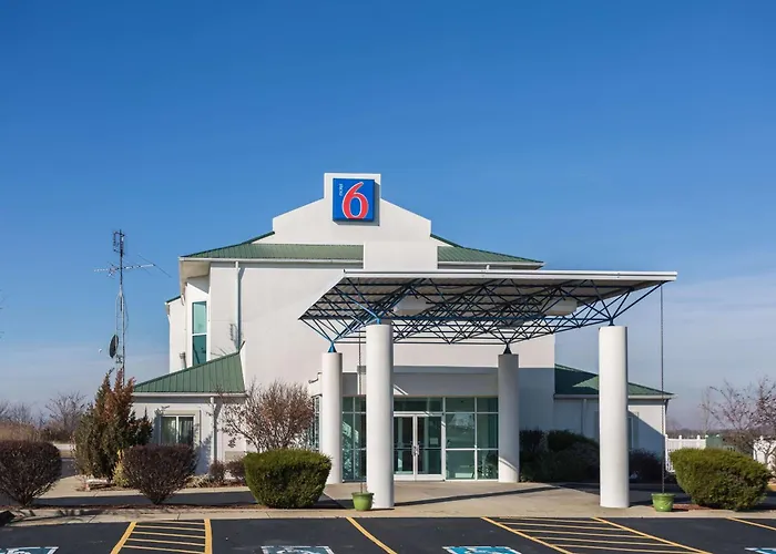 Motel 6 Dale, Indiana Near Holiday World And Splashing Safari#Central Time #I64 Highway