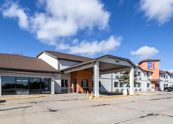 Motel 6-, Ia