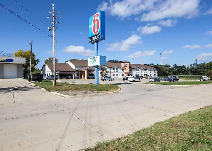Motel 6-, Ia
