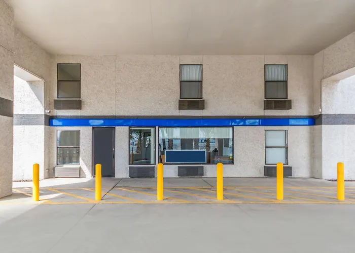 Motel 6-Laredo, Tx - North I-35