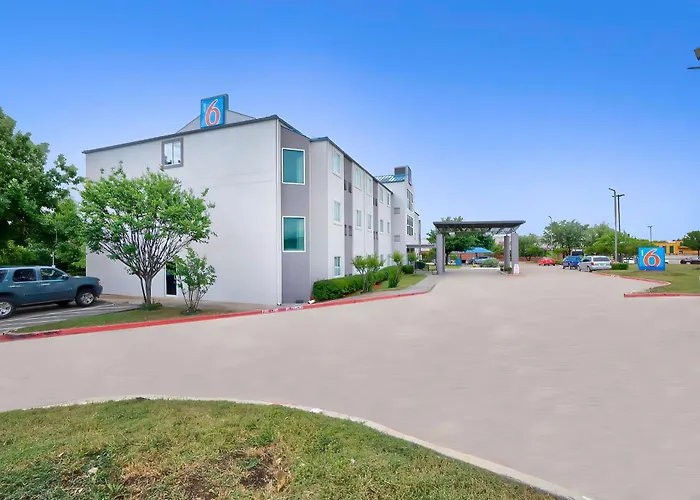 Motel 6-Benbrook, Tx - Fort Worth