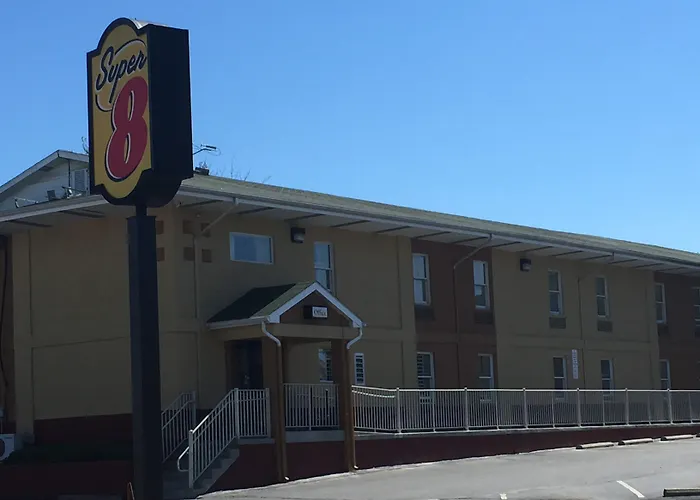 Super 8 By Wyndham Allentown