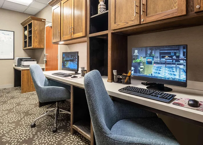 Hilton Garden Inn Bakersfield