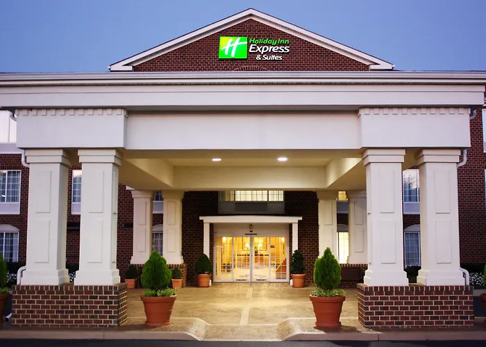 Holiday Inn Express Hotel & Suites Warrenton By Ihg