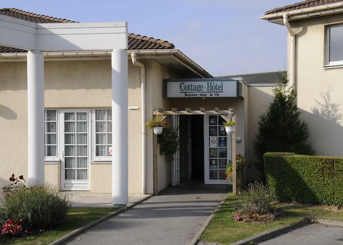 Logis Hotel & Restaurant & Bar Le Cottage