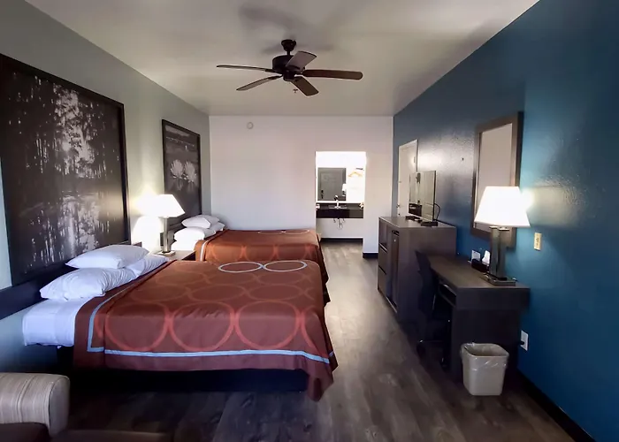 Scottish Inns & Suites Forney