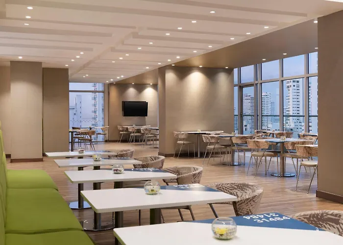Hampton By Hilton Cartagena