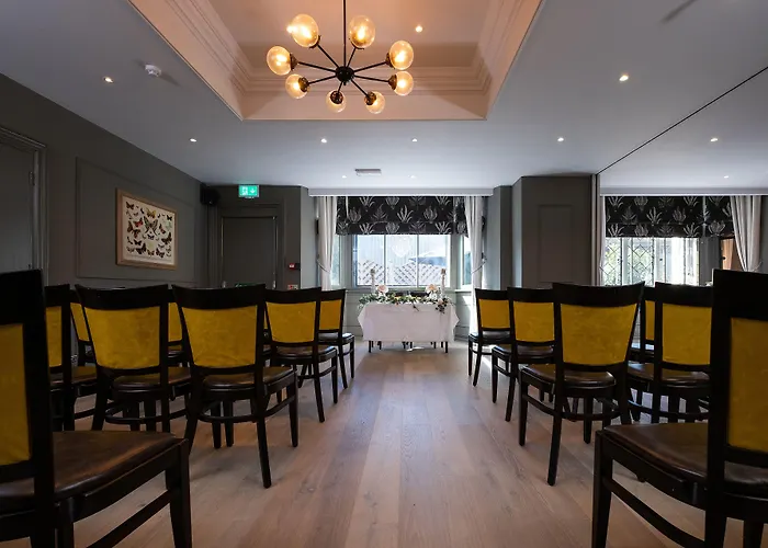 Bridge Hotel Greenford 