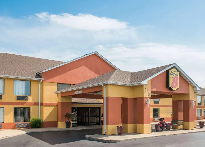 Super 8 By Wyndham Troy Il/St. Louis Area