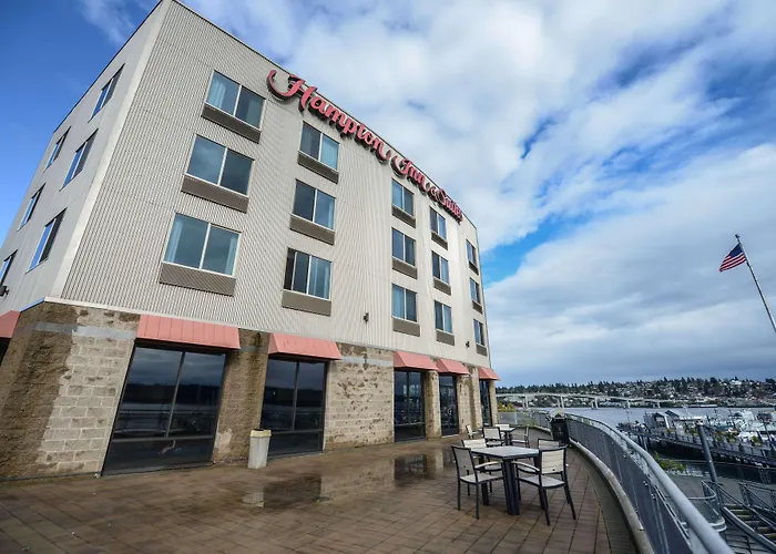 Hampton Inn & Suites Bremerton