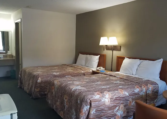 Travelers Inn & Suites Sumter