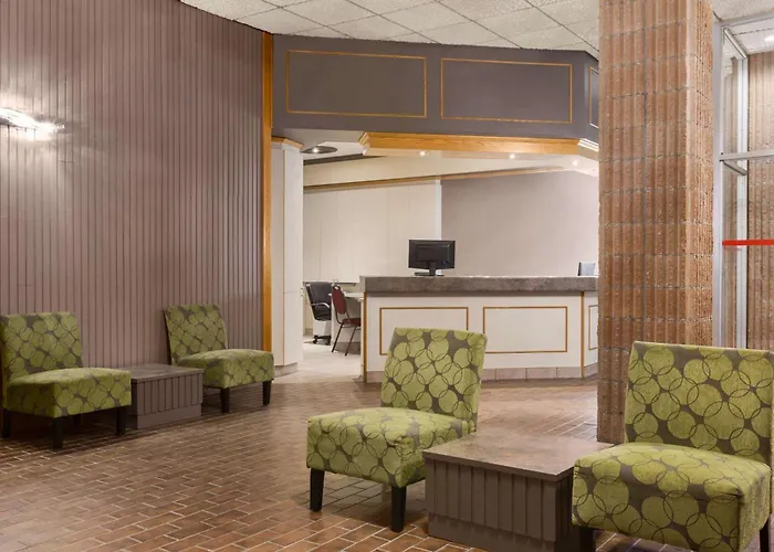 Travelodge By Wyndham Baie Comeau