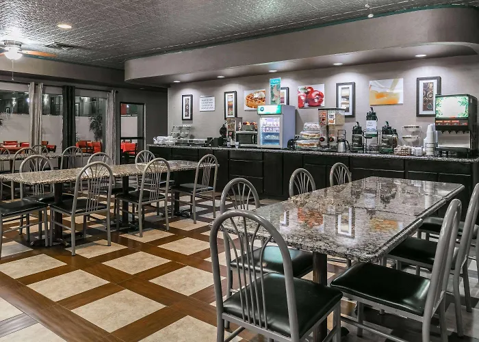 Ramada By Wyndham Odessa Near University Of Texas Permian