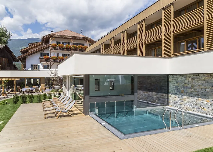 Hotel Restaurant Langgenhof Brunico