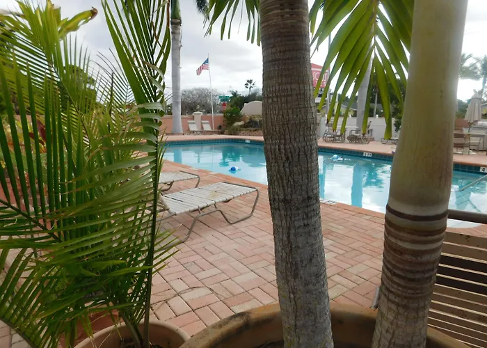 Hibiscus Suites - Sarasota