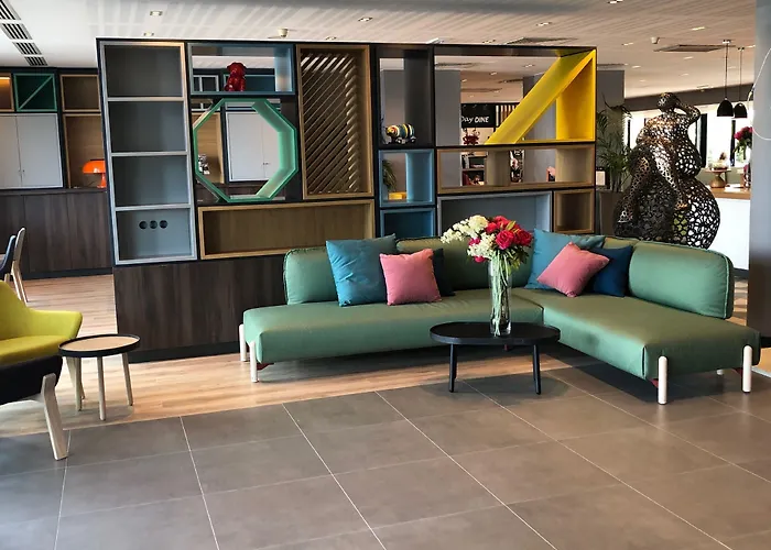 Holiday Inn Bordeaux Sud - Pessac, an IHG Hotel