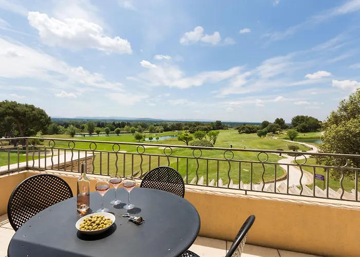 Madame Vacances Résidence Provence Country Club Saumane-de-Vaucluse