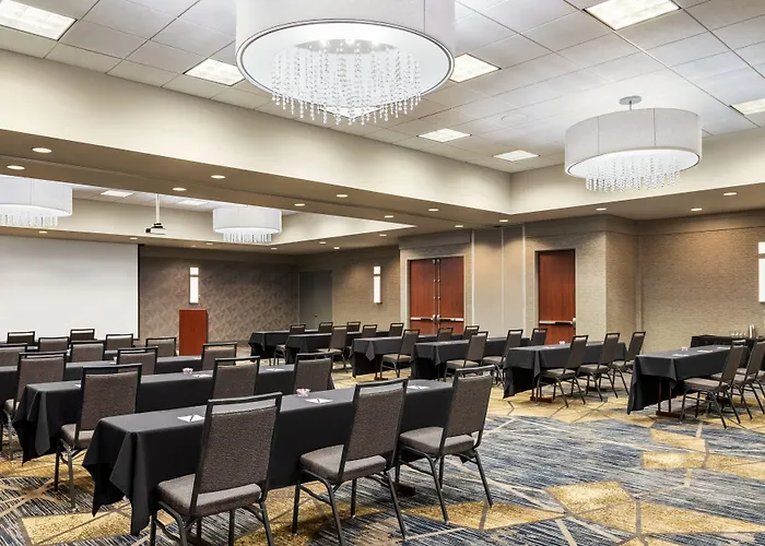 Courtyard By Marriott Columbia Hotel