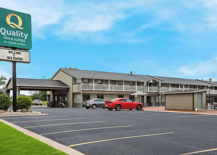 Quality Inn & Suites Big Rapids Near University