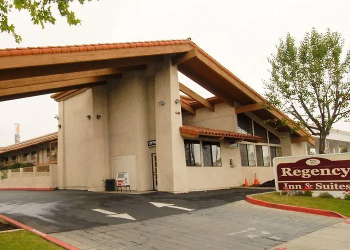 Regency Hotel - Moreno Valley