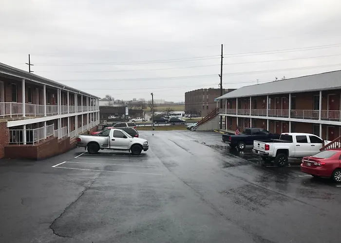 The Boston Inn