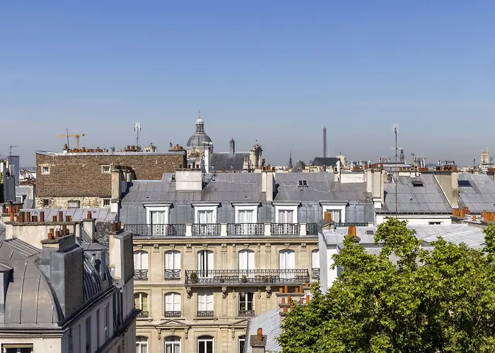 Le Petit Beaumarchais Hotel & Spa