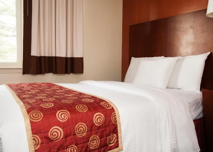 Red Carpet Inn And Suites Plymouth