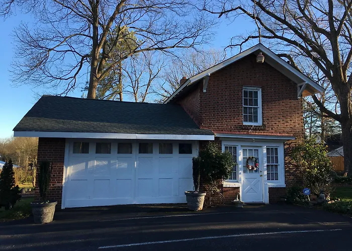 The Inn On Front Street
