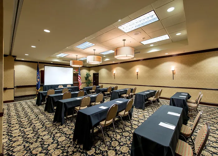 Hampton Inn & Suites Albany-Downtown